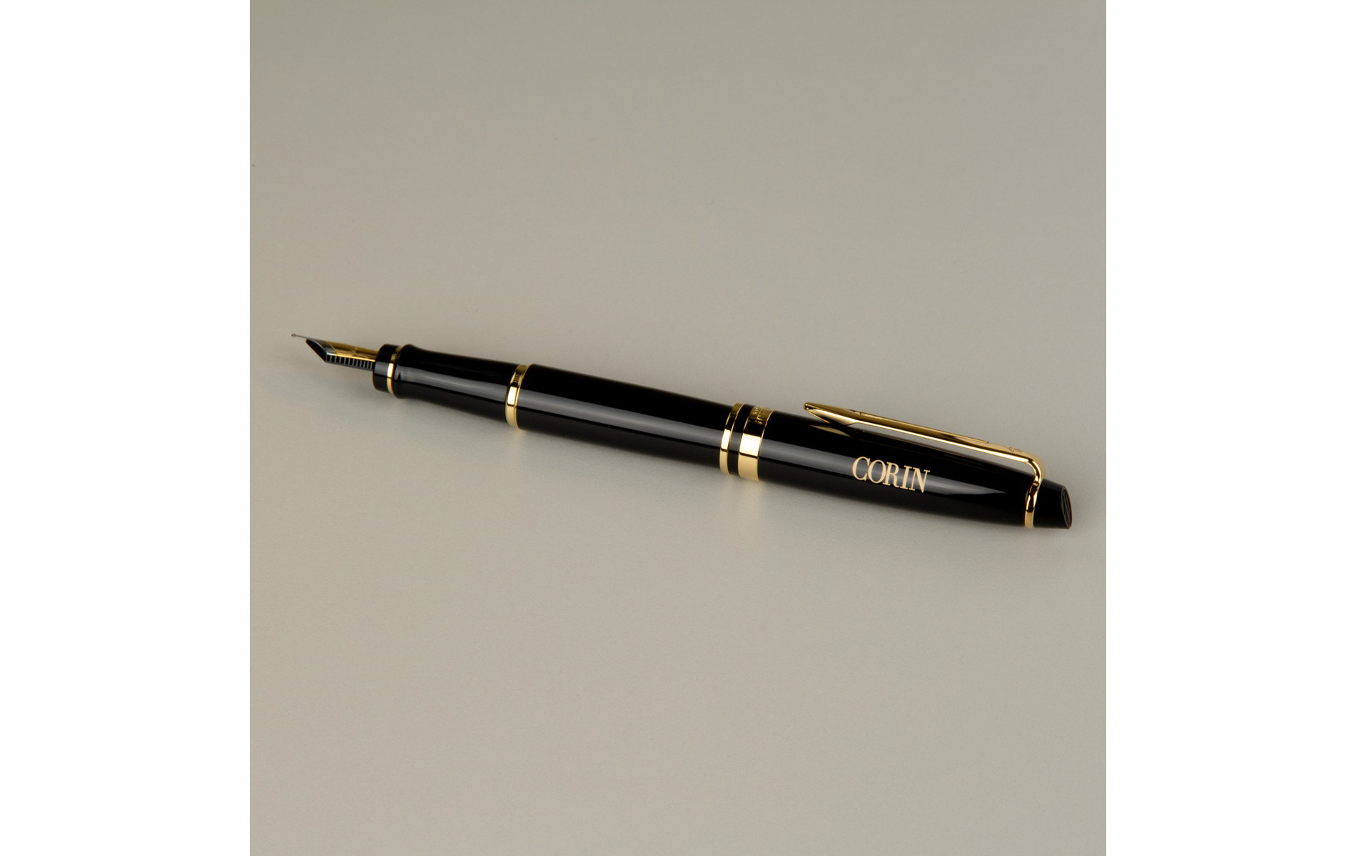  Pióro wieczne Waterman Expert czarne GT [S0951640] z grawerem